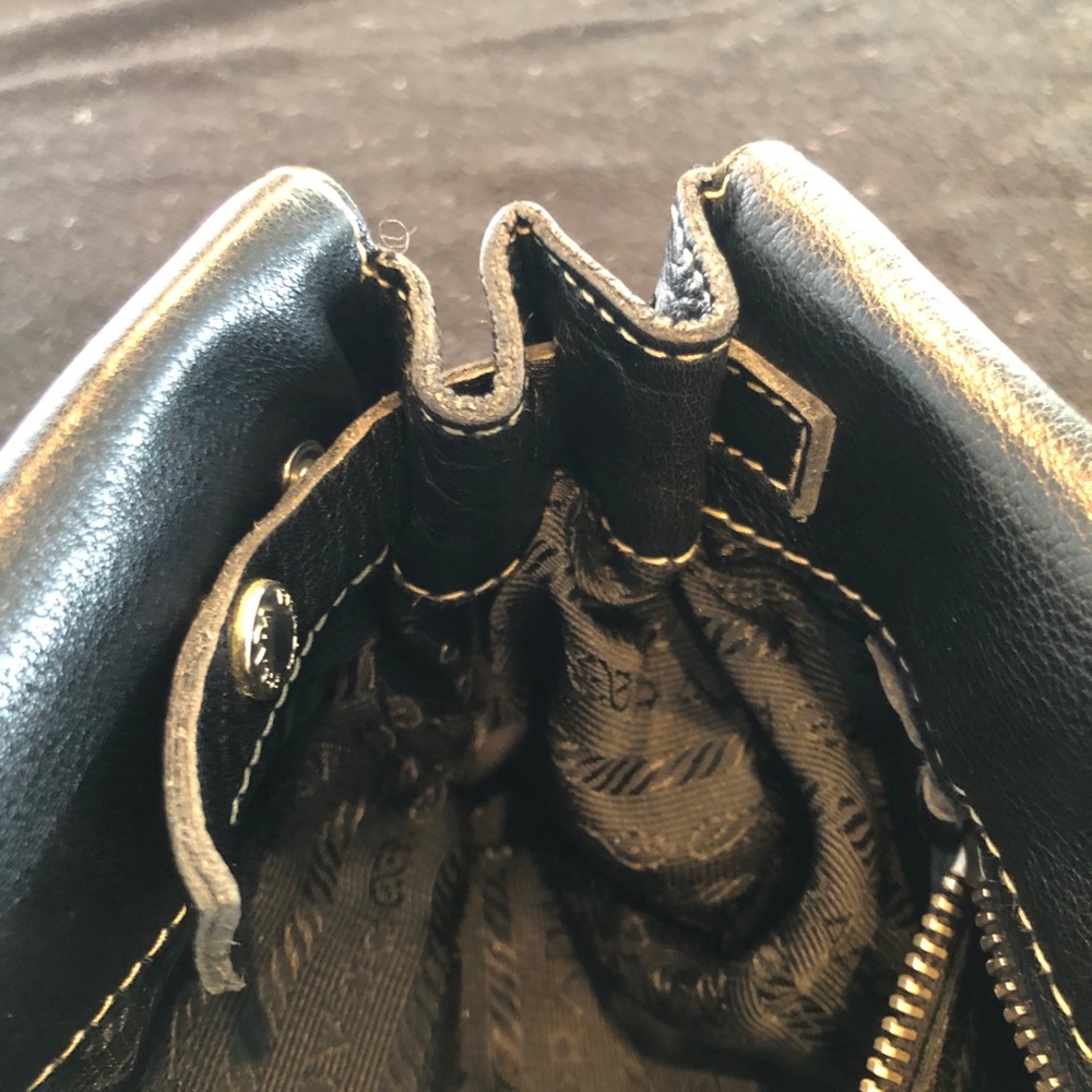 Prada Handbag from Milano Cert of Auth see photo - Picture 13 of 16